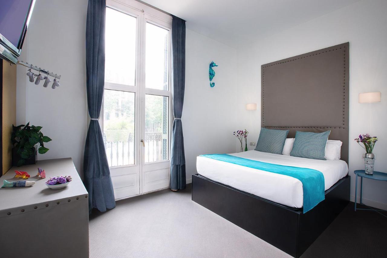 Amra Barcelona Caspe Hotel Bagian luar foto