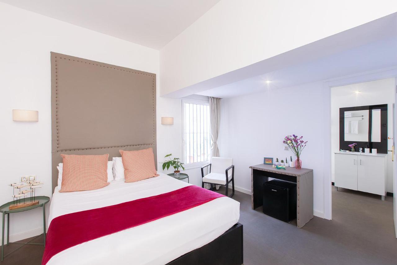 Amra Barcelona Caspe Hotel Bagian luar foto