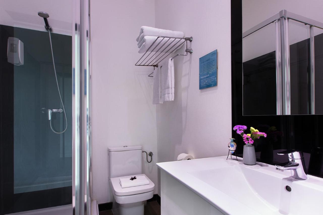 Amra Barcelona Caspe Hotel Bagian luar foto